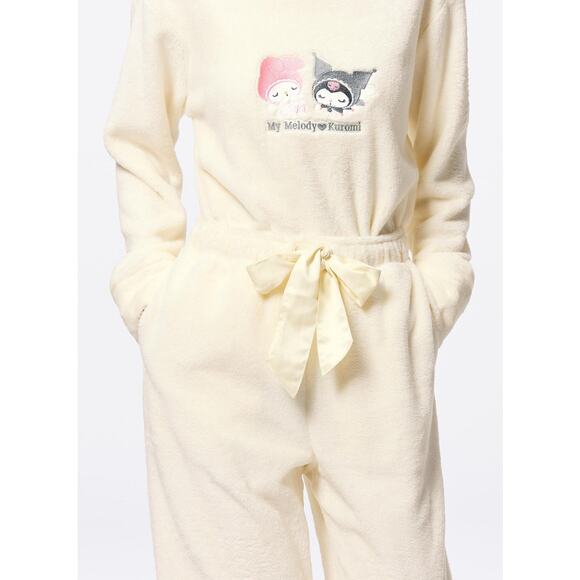 GU (Uniqlo) Sanrio Melody Kuromi Marshmallow Feel Lounge Set in Natural - Picture 1 of 11
